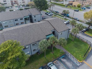 7429 SW 152nd Ave in Miami, FL - Building Photo - Building Photo