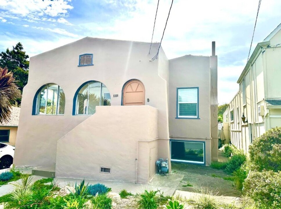 5930 Orchard Ave in Richmond, CA - Foto de edificio
