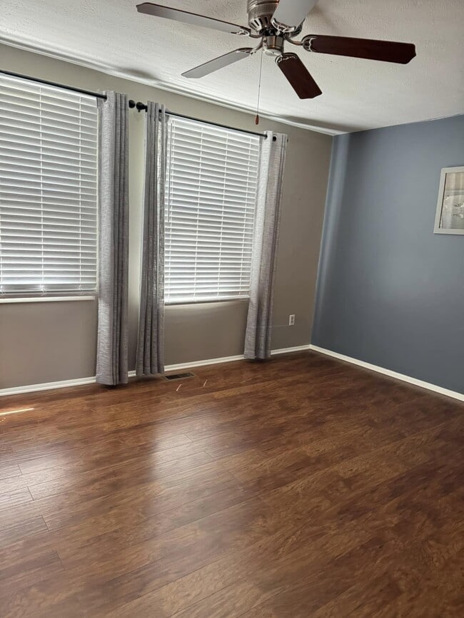 251 Quail Run Rd in Venetia, PA - Building Photo - Building Photo