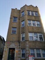 1925 W Belle Plaine Ave in Chicago, IL - Building Photo