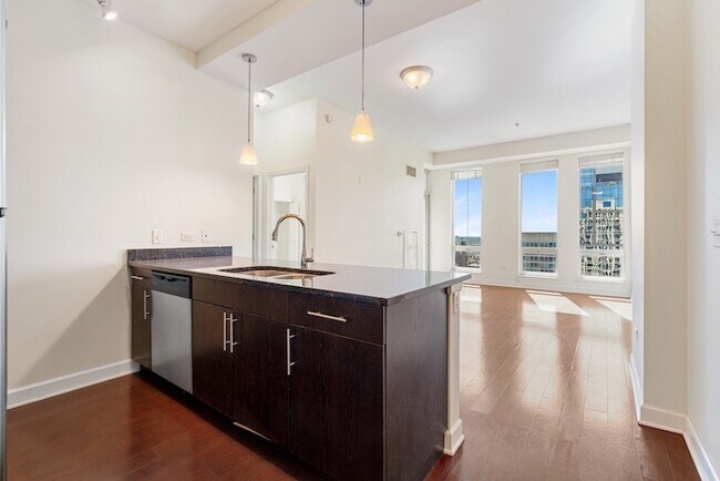 property at 1400 S Michigan Ave