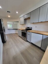 816 NE 91st Terrace in Miami Shores, FL - Building Photo - Building Photo