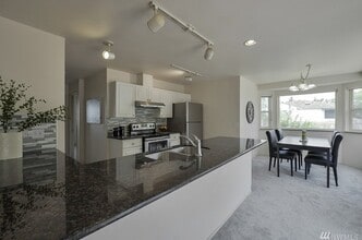 1844 S 250th Pl in Des Moines, WA - Building Photo - Building Photo