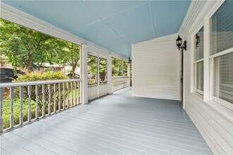 240 Melrose Ave in Decatur, GA - Building Photo - Building Photo