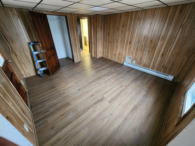 829 Kentner St, Unit Upper in Defiance, OH - Building Photo - Building Photo