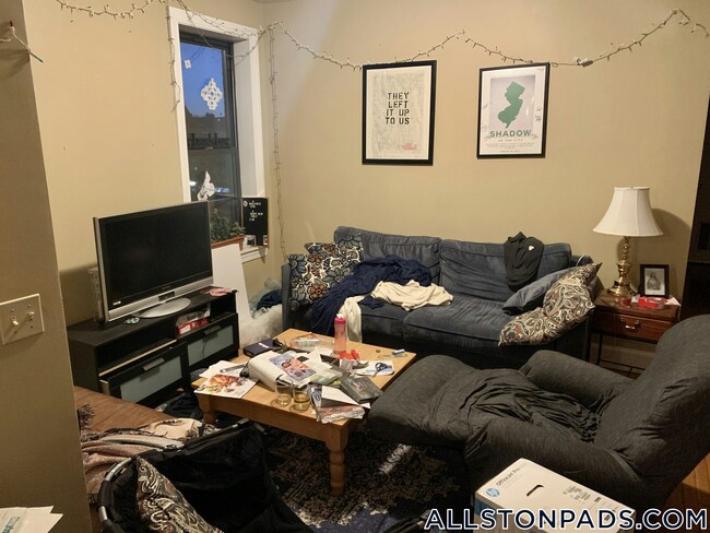 17 Highgate St in Boston, MA - Building Photo - Building Photo