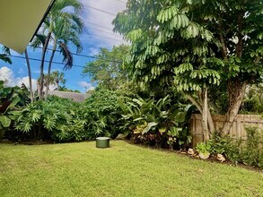 525 Sunset Rd in Boynton Beach, FL - Building Photo - Building Photo