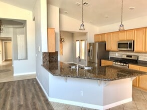 8268 Orange Vale Ave in Las Vegas, NV - Building Photo - Building Photo