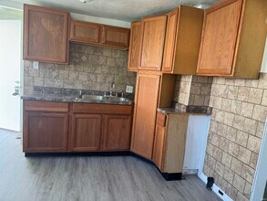 2110 E Yale Ave in Muncie, IN - Building Photo - Building Photo