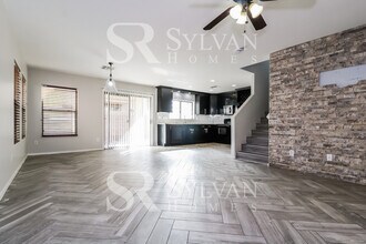 6415 W Fawn Dr in Phoenix, AZ - Building Photo - Building Photo