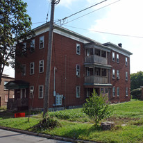 305 Bacon St Apartments