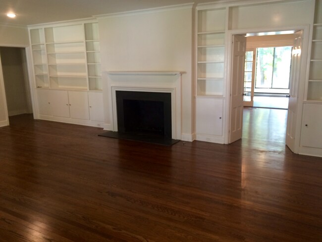 705 Dover Rd in Greensboro, NC - Building Photo - Building Photo