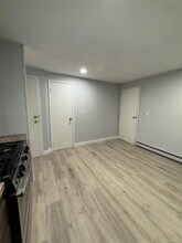 227 N Walnut St in Massapequa, NY - Building Photo - Building Photo