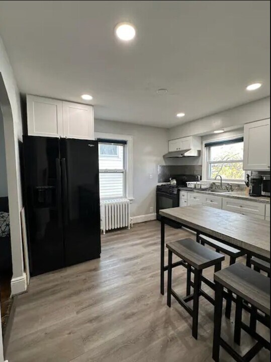 278 High St, Unit 2nd Floor Rental in Hackensack, NJ - Building Photo