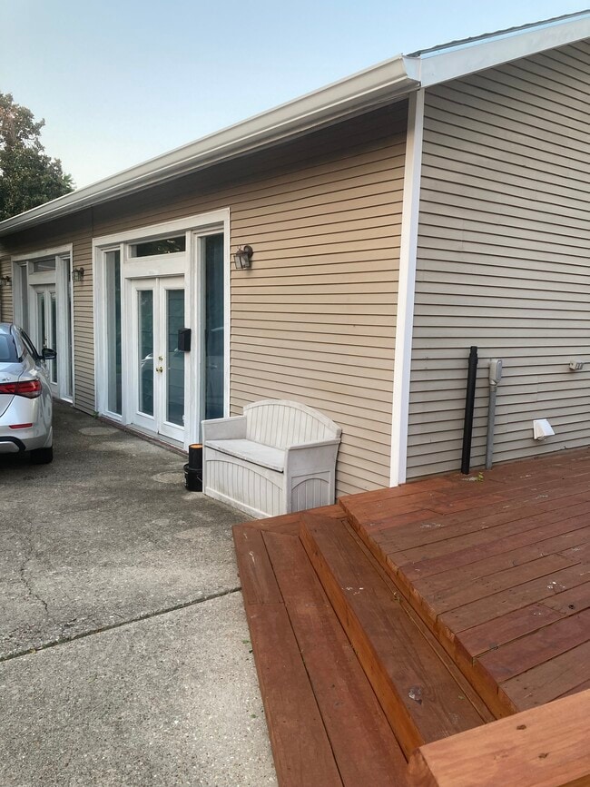 1615 Pomona St, Unit Cottage