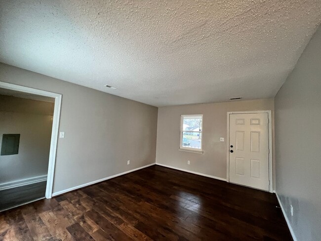 6845 Cedarwood Ct in Norfolk, VA - Building Photo - Building Photo