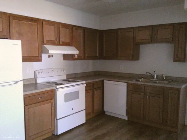 Pine Meadows Apartments