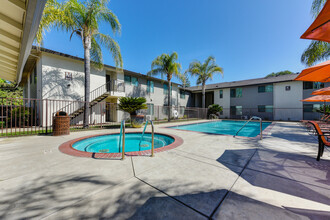 Hazel Wood Apartments in Orangevale, CA - Building Photo - Building Photo