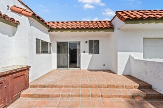 1730 California St in Oceanside, CA - Building Photo - Building Photo