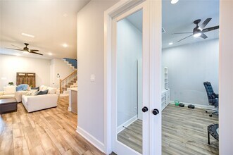 11718 Cibolo Cyn Rd in Humble, TX - Foto de edificio - Building Photo