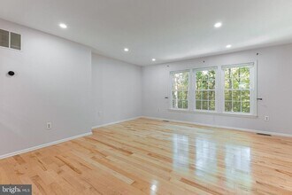 7907 Pebble Brook Ct in Springfield, VA - Building Photo - Building Photo