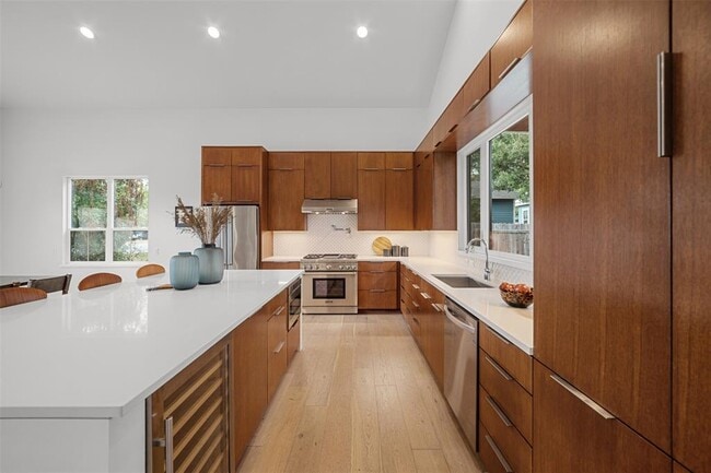 5001 Shoal Creek Blvd in Austin, TX - Building Photo - Building Photo