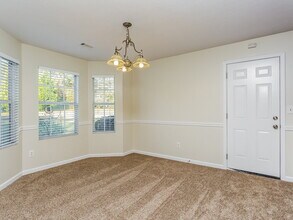 1005 Gleason Dr in Mcdonough, GA - Building Photo - Building Photo