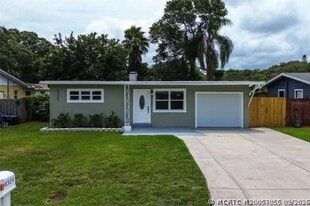 4325 78th Ln N in St. Petersburg, FL - Building Photo