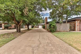 4305 52nd St in Lubbock, TX - Building Photo