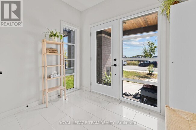 978 Acoustic Wy in Ottawa, ON - Building Photo - Building Photo