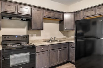 7215 Euston St in Greendale, WI - Building Photo - Building Photo