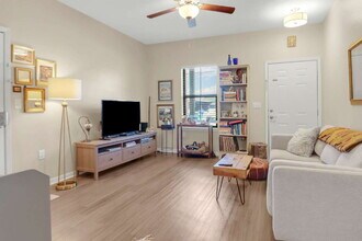 522 Arthur St in San Antonio, TX - Building Photo - Building Photo