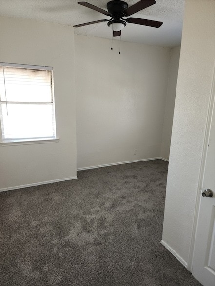 3265 W Camp Wisdom Rd, Unit 101 in Dallas, TX - Building Photo - Building Photo