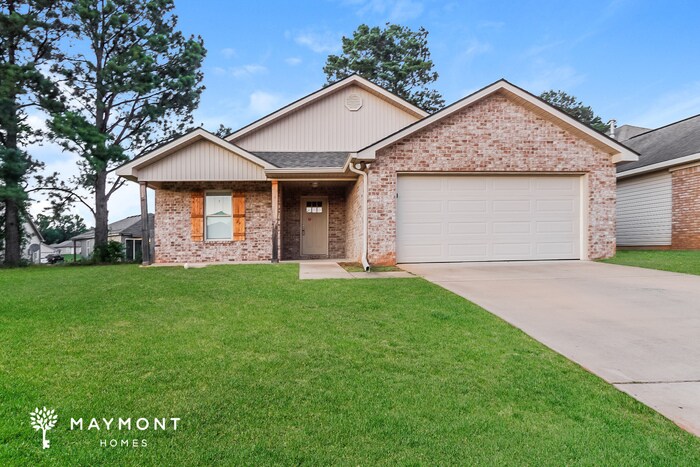 16430 Pottery Ln in Moundville, AL - Building Photo