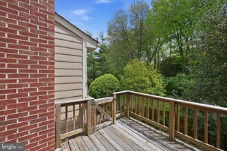 2009 Gervais Dr in Falls Church, VA - Building Photo - Building Photo