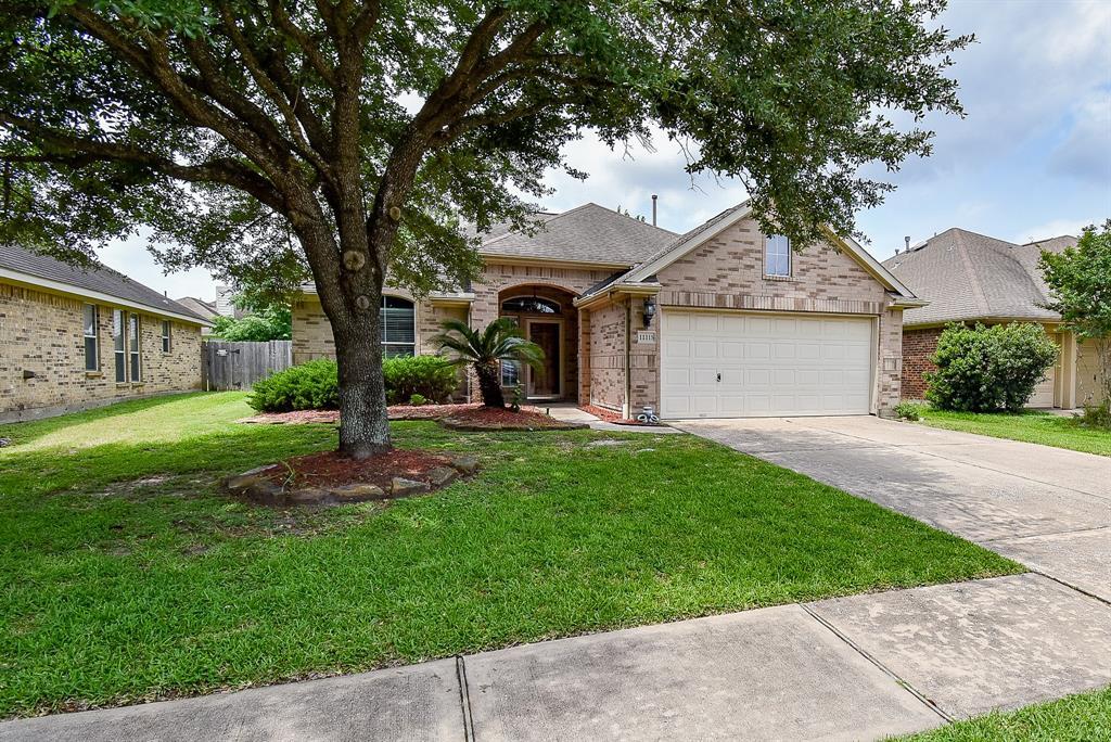 11115 Lori Brook Ln in Houston, TX - Building Photo