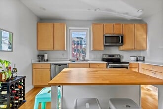 10 Copeland Park, Unit 1 in Boston, MA - Building Photo - Building Photo