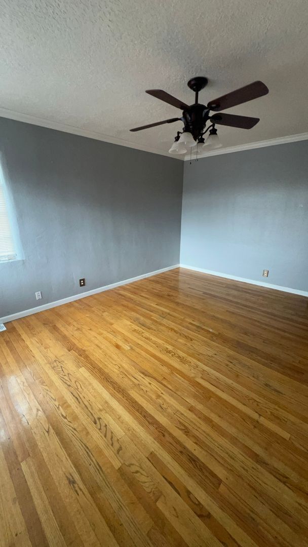 2534 La Veta Dr in Albuquerque, NM - Building Photo - Building Photo