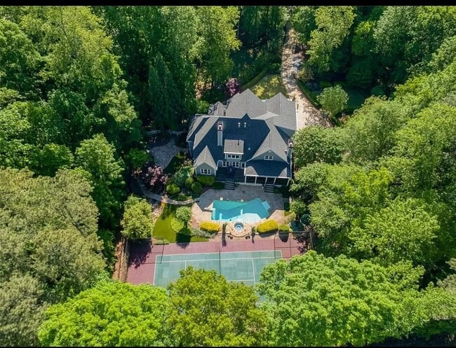 1809 Wynthrop Manor Dr SW in Marietta, GA - Building Photo - Building Photo