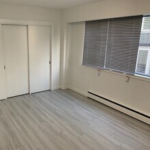 La Condesa in Vancouver, BC - Building Photo - Building Photo