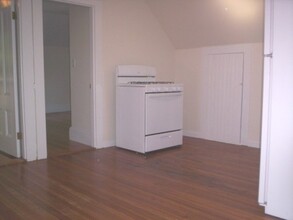 112 Cranch St in Quincy, MA - Building Photo - Building Photo