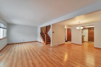 2756 S Lansing Way in Aurora, CO - Building Photo - Building Photo