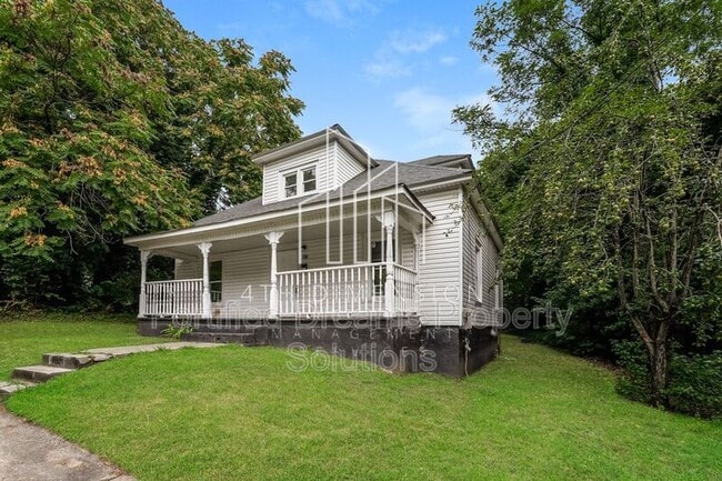 921 23rd St NE in Winston-Salem, NC - Building Photo - Building Photo