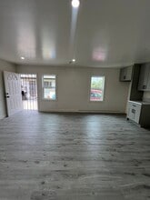 15516 S White Ave in Compton, CA - Building Photo - Building Photo