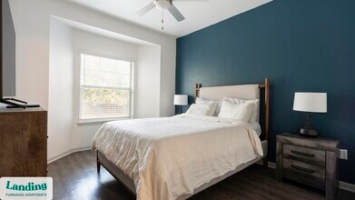 19275 Stone Oak Pkwy, Unit 623 in San Antonio, TX - Foto de edificio - Building Photo