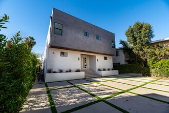 1807 S Longwood Ave in Los Angeles, CA - Building Photo - Building Photo