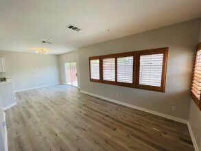 26154 Williams Way in Murrieta, CA - Building Photo - Building Photo