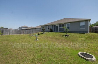 6108 SW Warrington Rd in Bentonville, AR - Building Photo - Building Photo