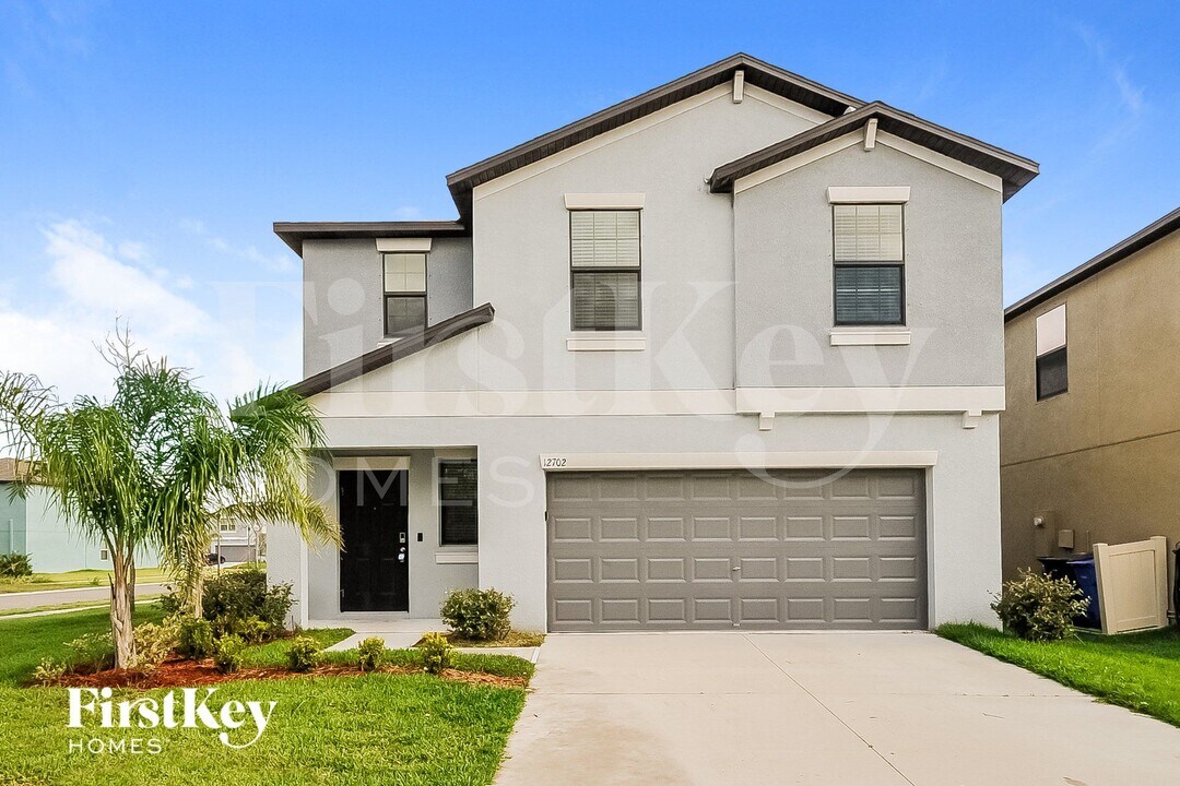 12702 Hampton Hill Dr in Riverview, FL - Foto de edificio