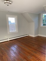 32 Mozart St, Unit 3 in Boston, MA - Building Photo - Building Photo